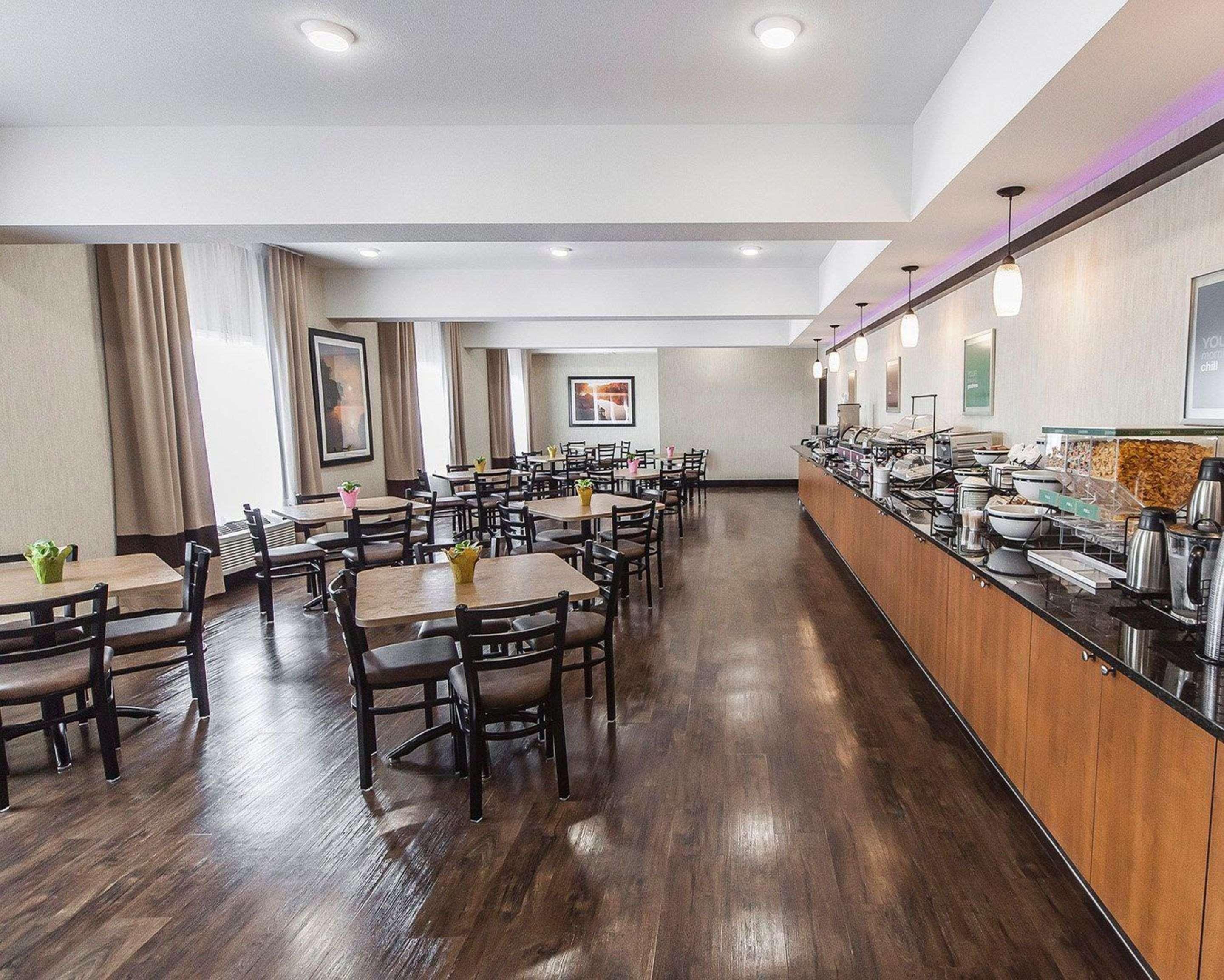 Comfort Inn & Suites Bonnyville Bagian luar foto