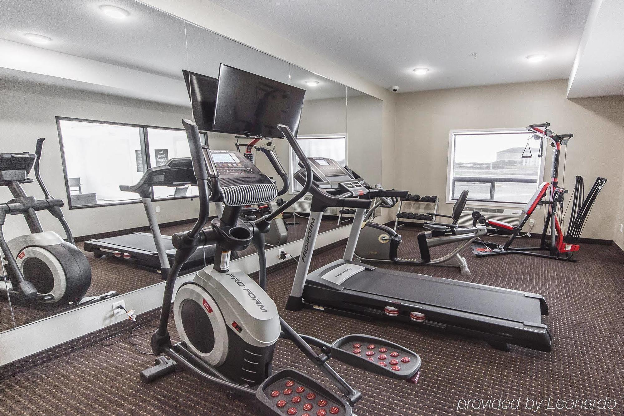 Comfort Inn & Suites Bonnyville Bagian luar foto